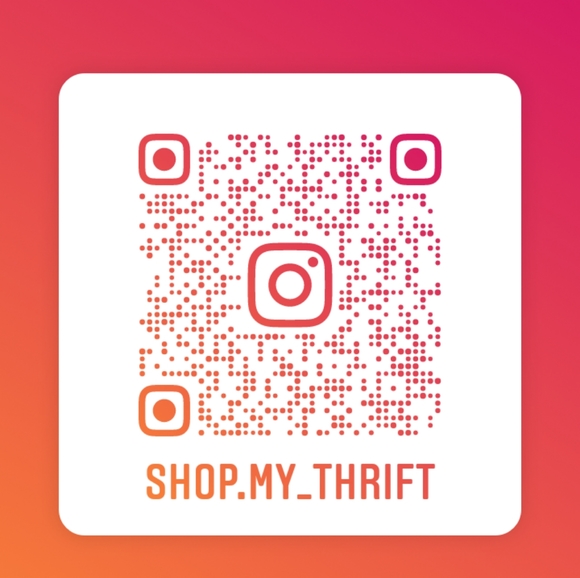 Meet your Posher, Angella - Picture 3 of 3